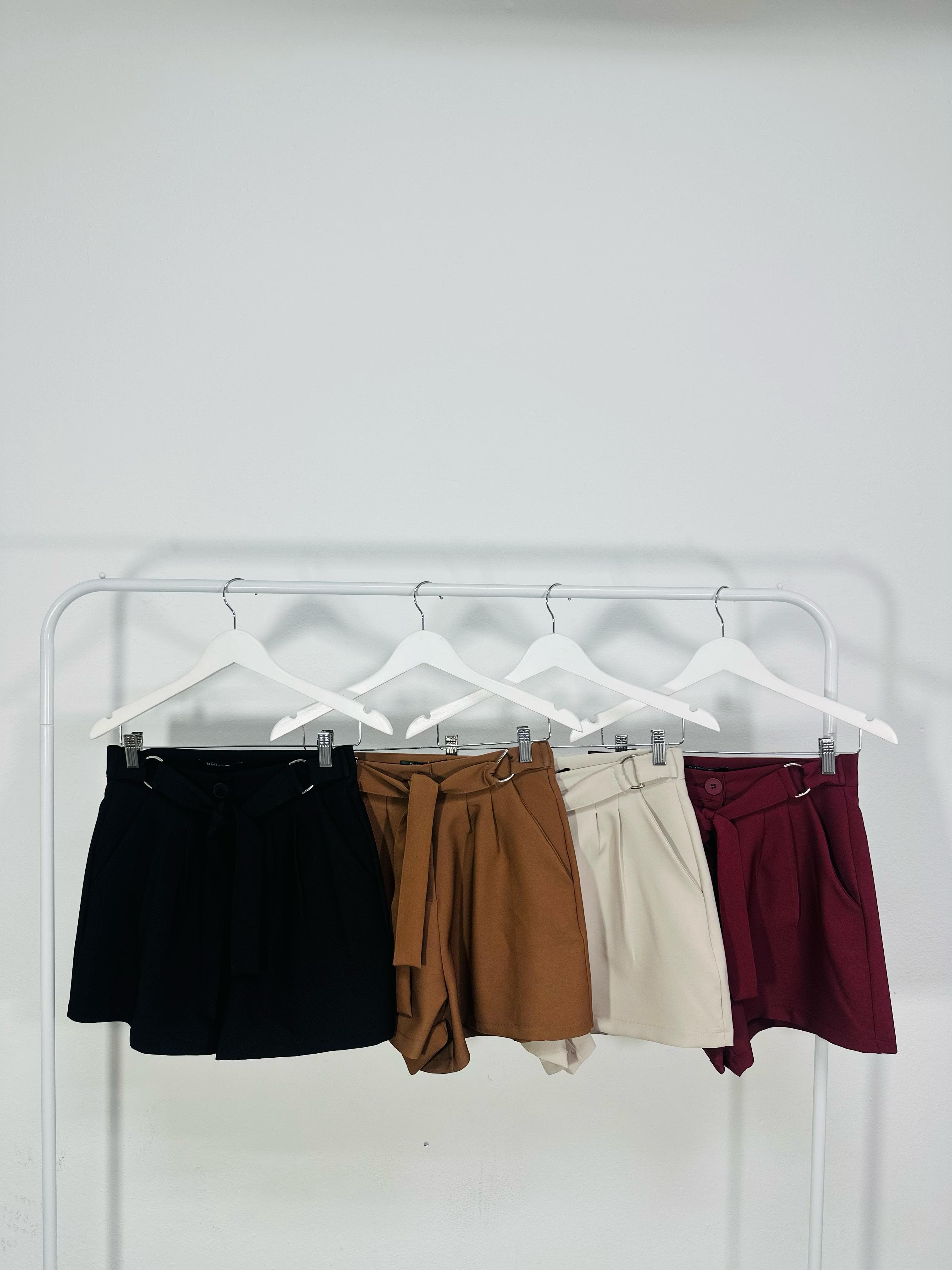 Short Fabrizia