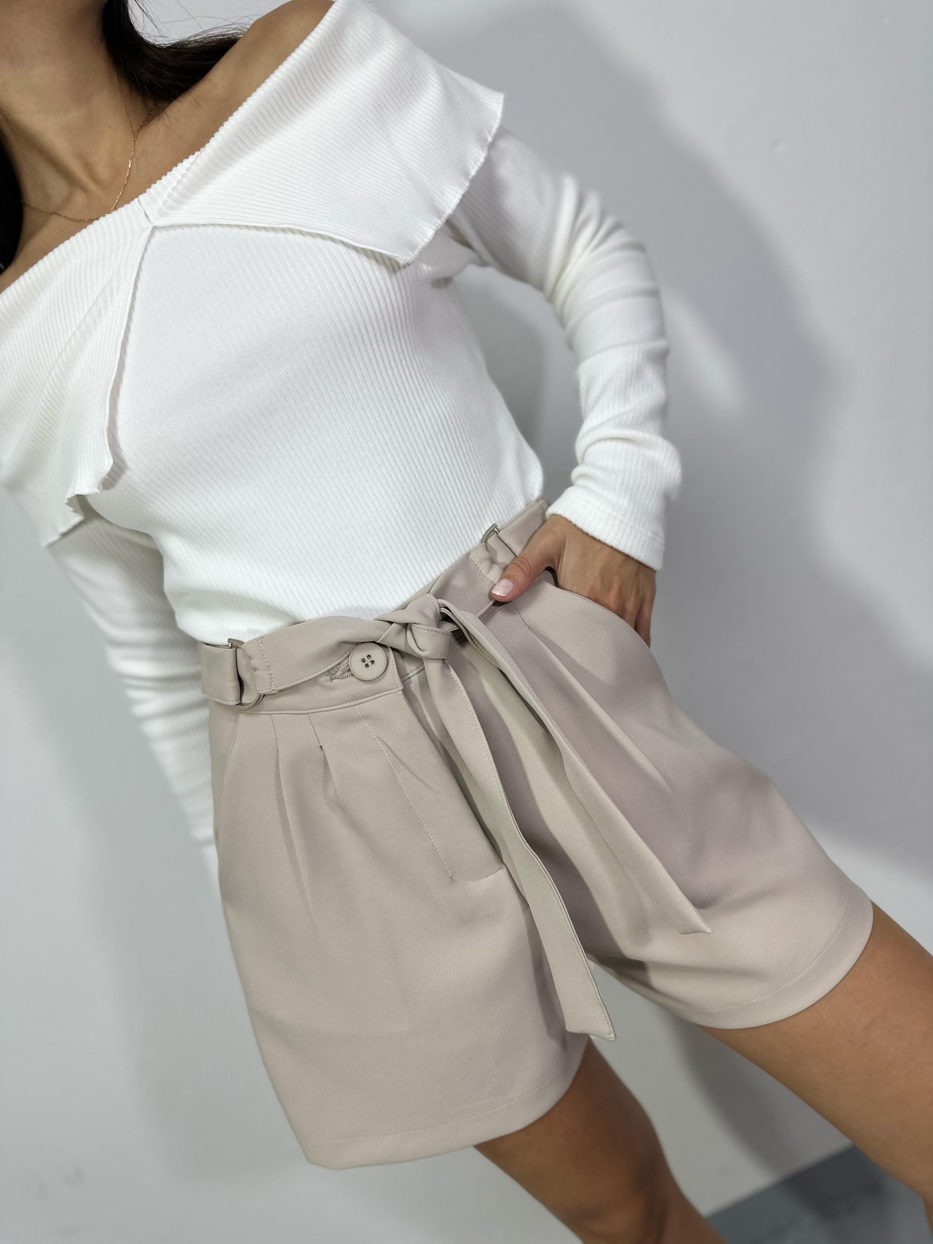 Short Fabrizia