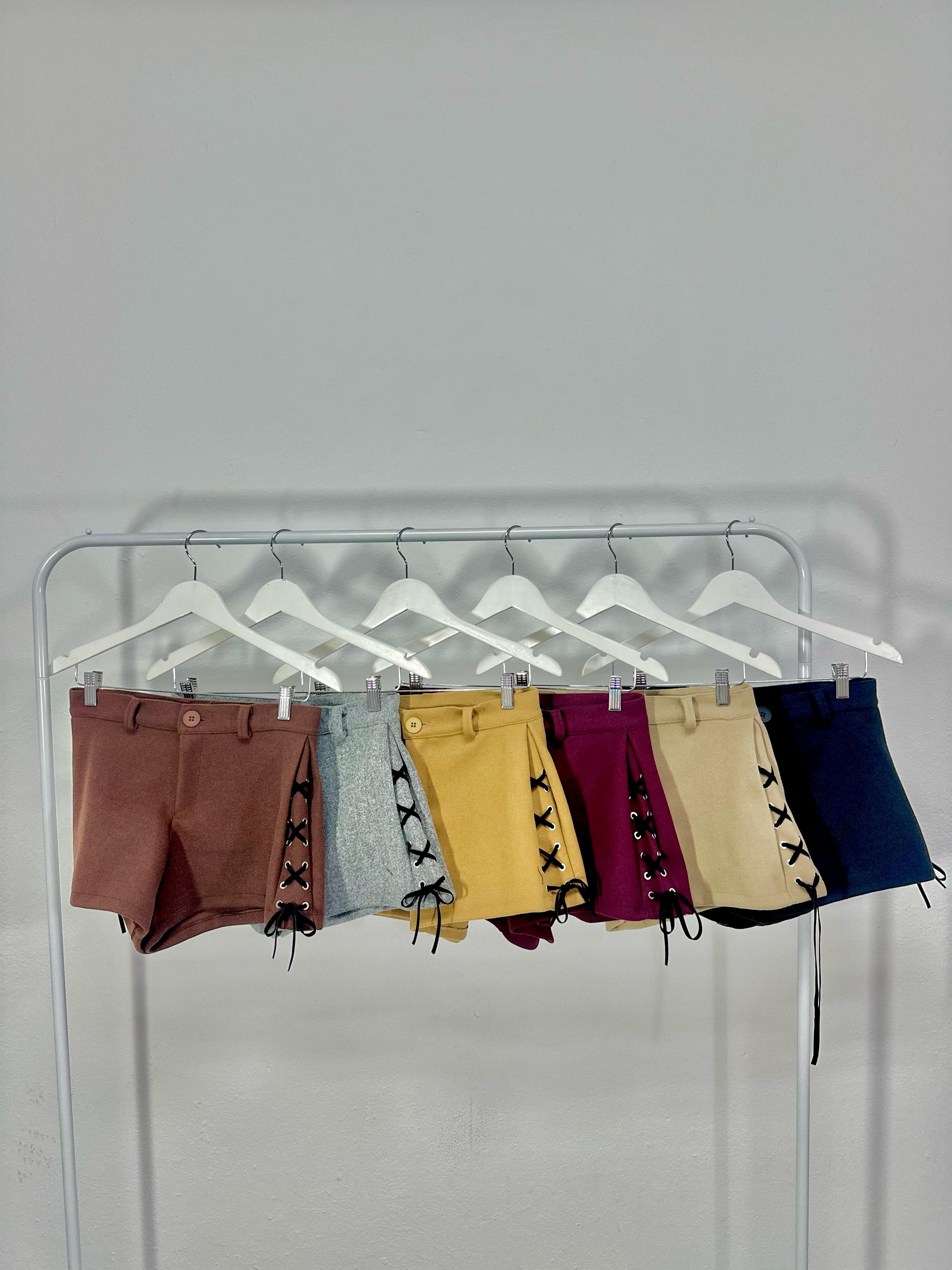 Short Gema